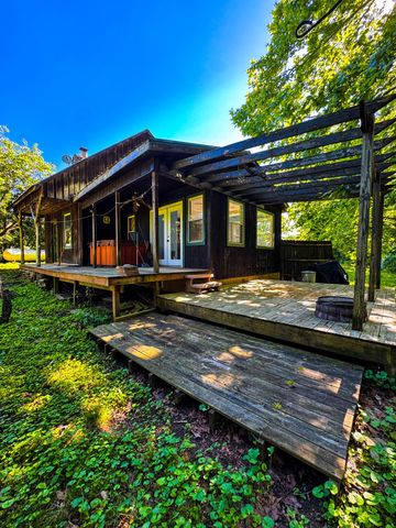 2971 Pottsville Road, Springfield, KY 40069
