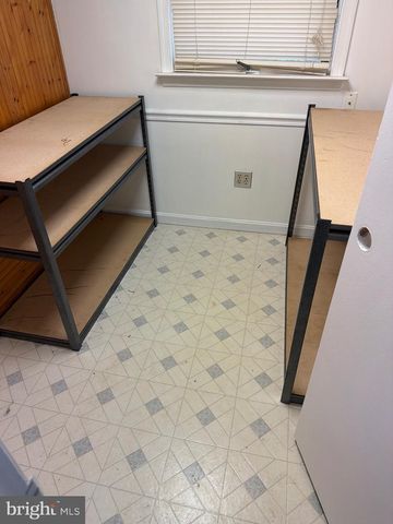 102 MIDDLE CROSS TRL, Harpers Ferry, WV 25425