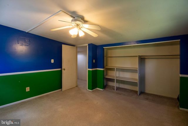 102 MIDDLE CROSS TRL, Harpers Ferry, WV 25425