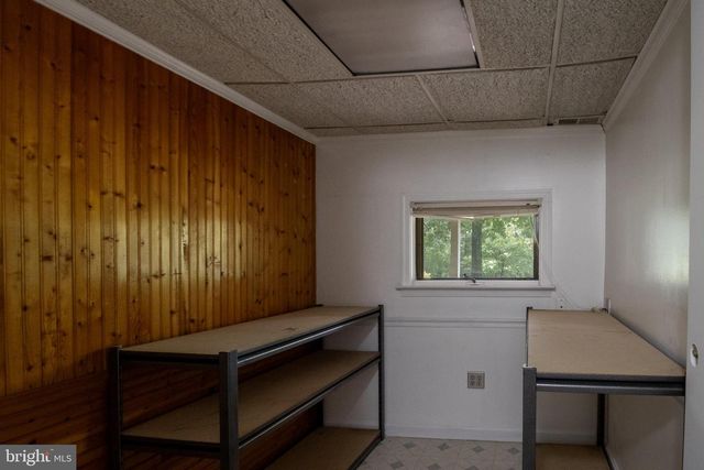 102 MIDDLE CROSS TRL, Harpers Ferry, WV 25425