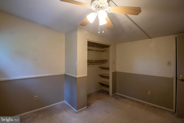 102 MIDDLE CROSS TRL, Harpers Ferry, WV 25425