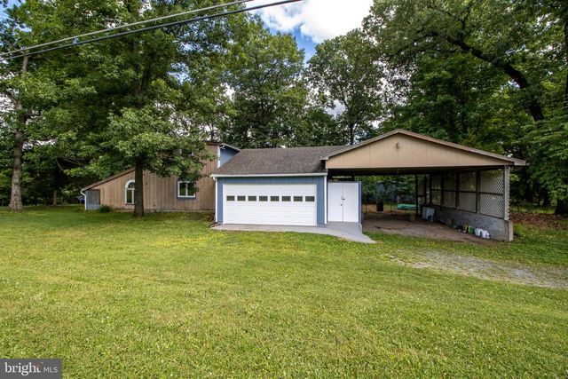 102 MIDDLE CROSS TRL, Harpers Ferry, WV 25425