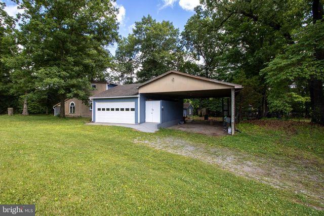 102 MIDDLE CROSS TRL, Harpers Ferry, WV 25425