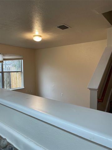 1013 Christopher ST A, Round Rock, TX 78681