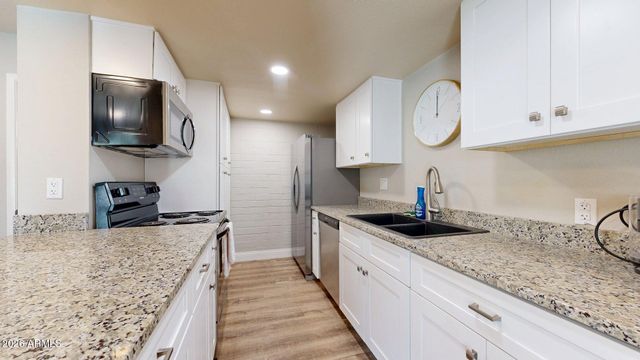 4216 N 81ST Street, Scottsdale, AZ 85251