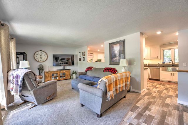 1825 12th St. SW, Minot, ND 58701