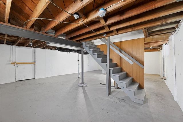 7717 SNI-A-BAR Terrace, Kansas City, MO 64129