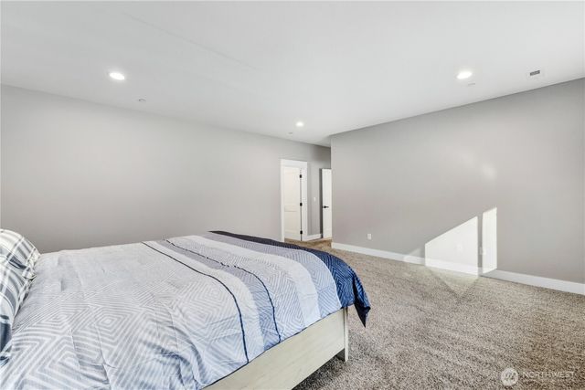 45615 162nd Avenue E, Eatonville, WA 98328