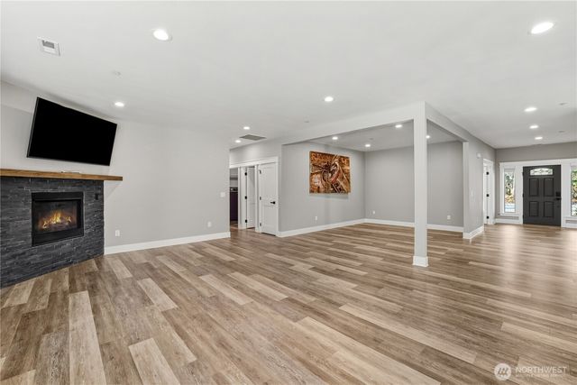 45615 162nd Avenue E, Eatonville, WA 98328