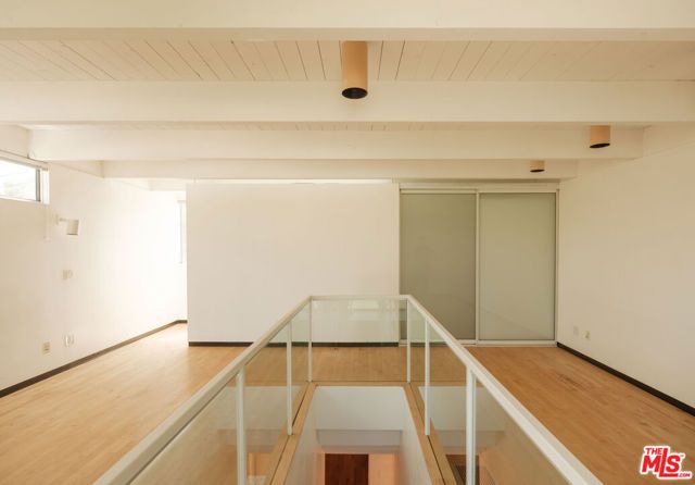 12217 Dorothy Street, Los Angeles, CA 90049