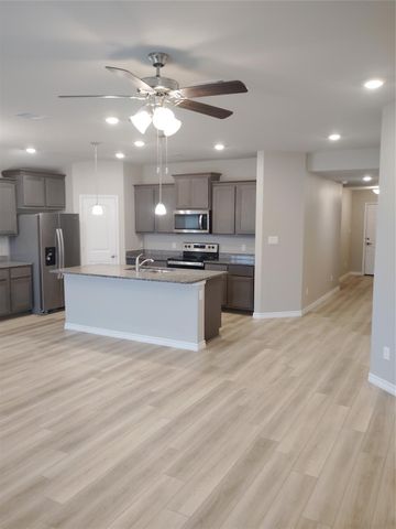 2137 Chief Street, Bryan, TX 77807