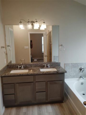 2137 Chief Street, Bryan, TX 77807