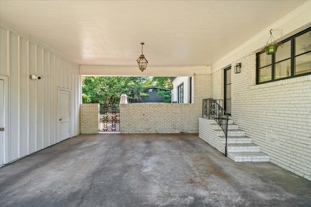 158 GROVE PARK CIR, Memphis, TN 38117