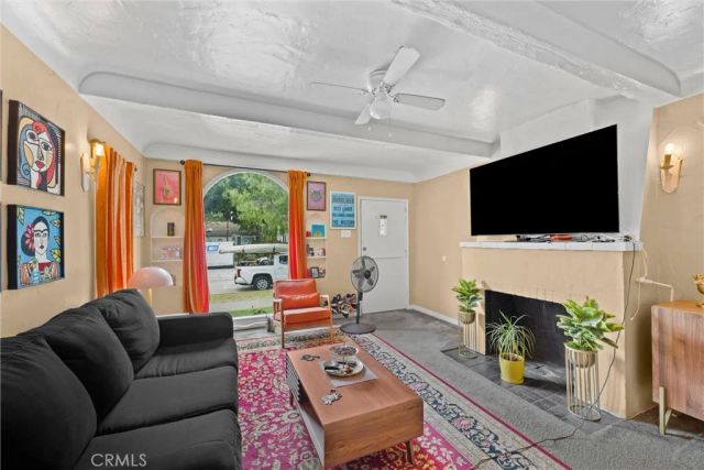 3562 Orange, Long Beach, CA 90807