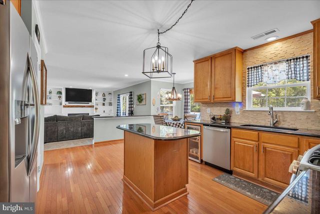 48 MEETINGHOUSE CT, Shamong, NJ 08088