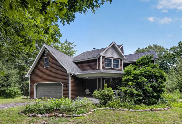 541 E Mountain Road N, Cold Spring, NY 10516
