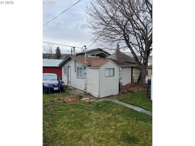1908 ADAMS Ave, La Grande, OR 97850