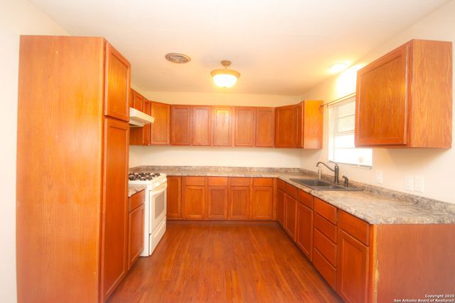 3084 Rustler, Canyon Lake, TX 78133
