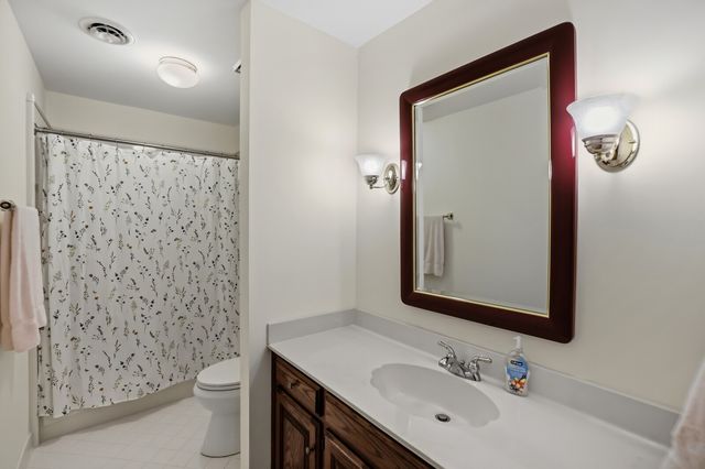 1133 Cross Creek Dr, Franklin, TN 37067