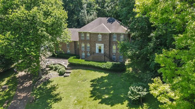 1133 Cross Creek Dr, Franklin, TN 37067