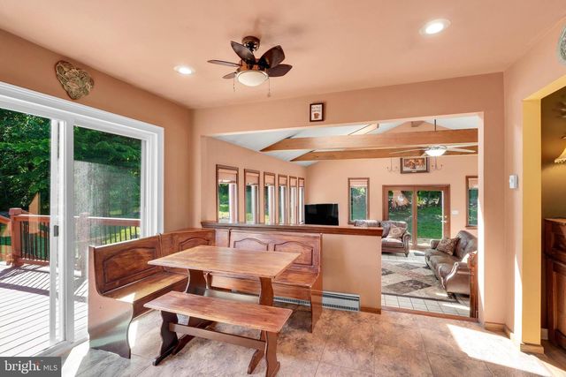 2394 HILL RD, Perkiomenville, PA 18074
