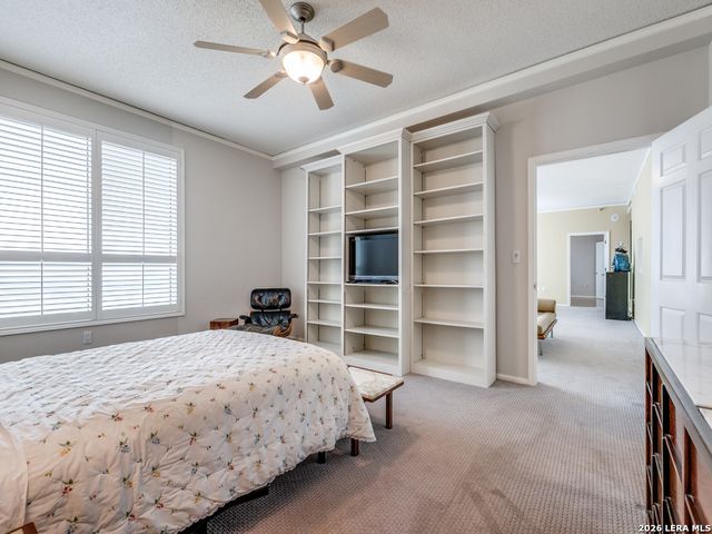 1 Towers Park Ln Apt 1917, San Antonio, TX 78209