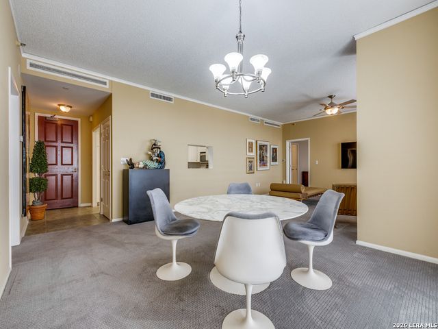 1 Towers Park Ln Apt 1917, San Antonio, TX 78209