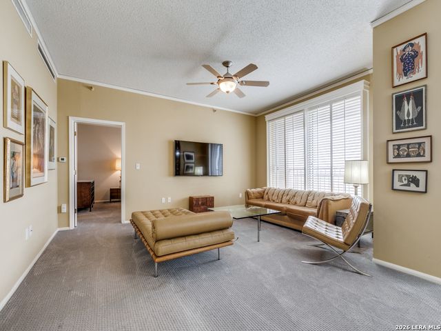 1 Towers Park Ln Apt 1917, San Antonio, TX 78209