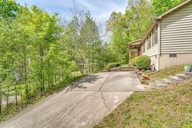 111 Levi Drive, Dalton, GA 30720