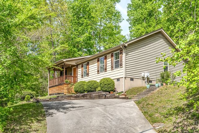 111 Levi Drive, Dalton, GA 30720