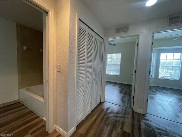 8555 Bernwood Cove LOOP 112, Fort Myers, FL 33966