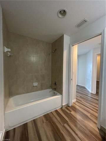 8555 Bernwood Cove LOOP 112, Fort Myers, FL 33966