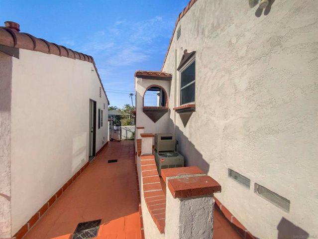 2541 Haller St, San Diego, CA 92104