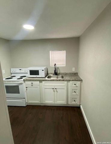 235 Gabriel, San Antonio, TX 78202
