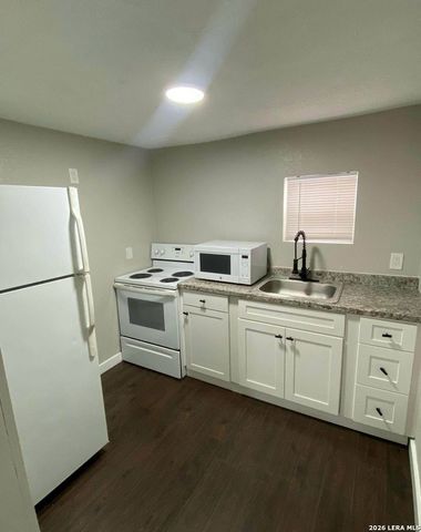 235 Gabriel, San Antonio, TX 78202