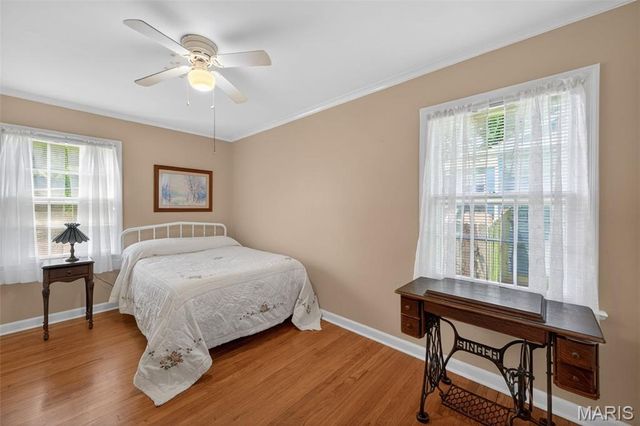 570 Southbrook Drive, St Louis, MO 63122
