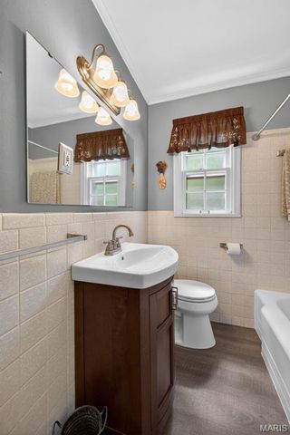 570 Southbrook Drive, St Louis, MO 63122