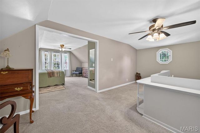 570 Southbrook Drive, St Louis, MO 63122