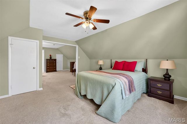 570 Southbrook Drive, St Louis, MO 63122