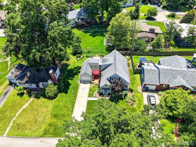 570 Southbrook Drive, St Louis, MO 63122