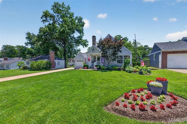 570 Southbrook Drive, St Louis, MO 63122