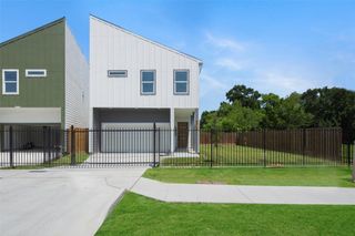 9309 Jutland Road, Houston, TX 77033