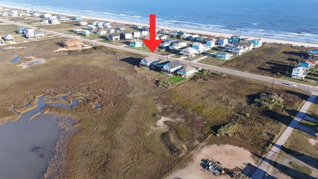 1743 Bluewater Highway, Surfside Beach, TX 77541