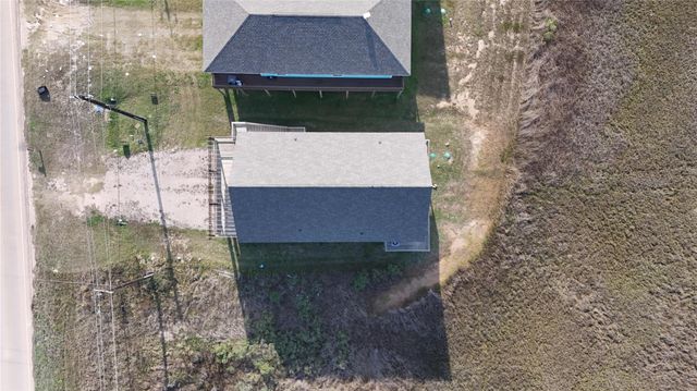 1743 Bluewater Highway, Surfside Beach, TX 77541