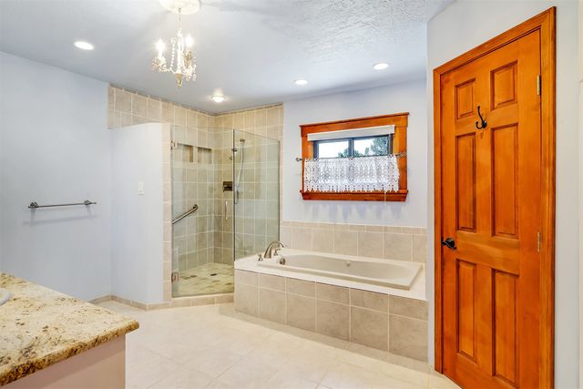 150 Calle Ojo Feliz, Santa Fe, NM 87505