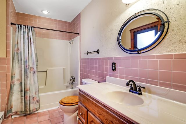 150 Calle Ojo Feliz, Santa Fe, NM 87505