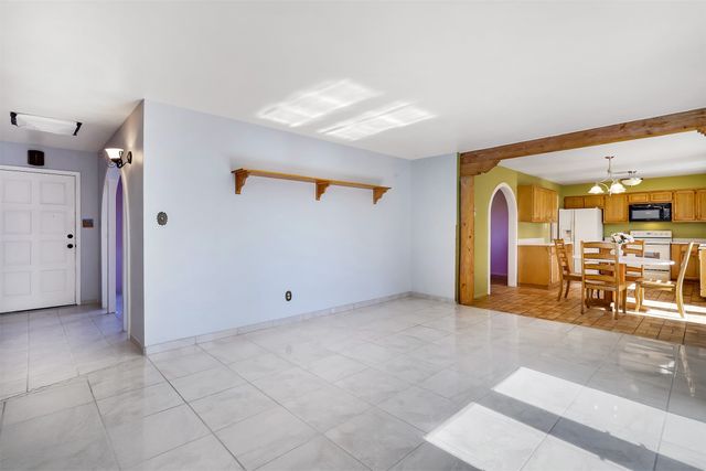 150 Calle Ojo Feliz, Santa Fe, NM 87505