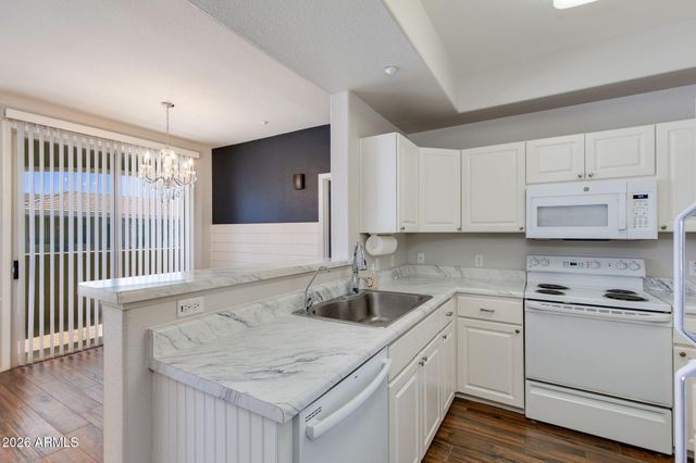 5303 N 7TH Street 215, Phoenix, AZ 85014