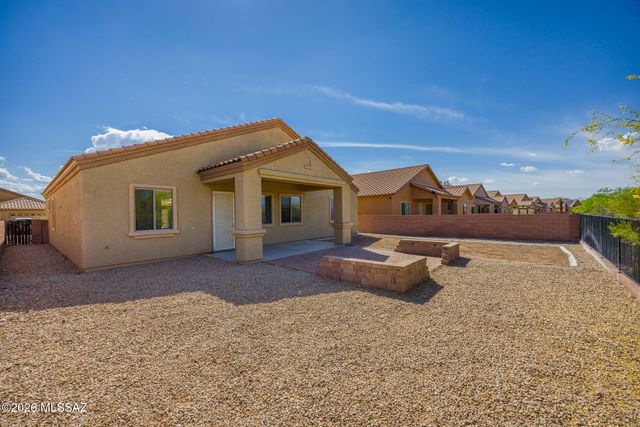 7841 E Treetop Road, Tucson, AZ 85756