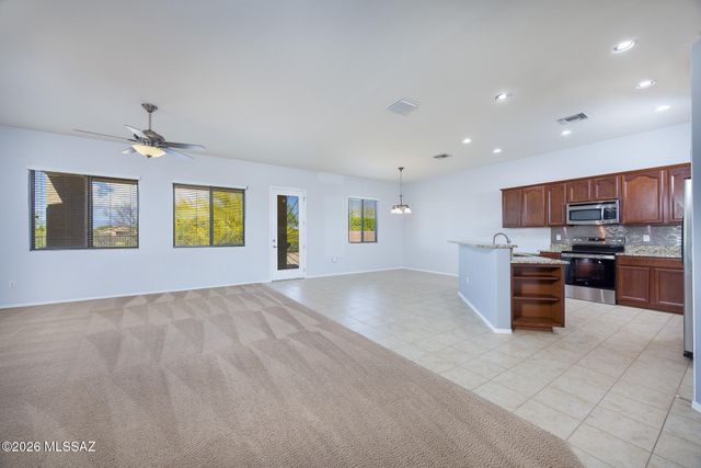 7841 E Treetop Road, Tucson, AZ 85756